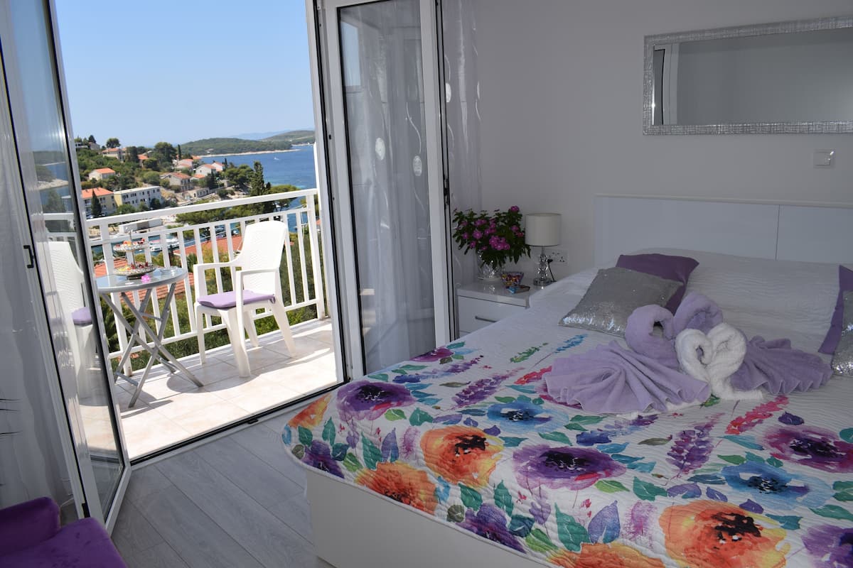 Superior Double Room, Balcony, Sea View | In-room safe, free WiFi