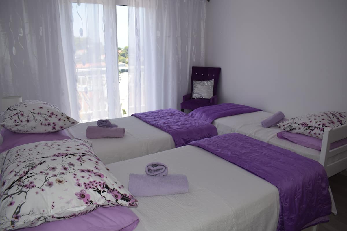 Superior Triple Room, Balcony, Sea View | In-room safe, free WiFi