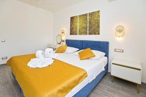Superior Double Room, Balcony, Sea View - Hostel Villa Zorana (Hvar)