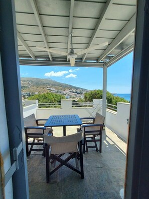 Panoramic Studio, Sea Facing (Village and Sea View) | Terrace/patio - Villa Arni (Andros)