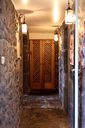 Interior detail - Adegas do Pico (Sao Roque do Pico)