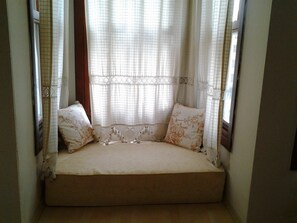 Desk, free cots/infant beds, rollaway beds, free WiFi - Galata Life Istanbul (Istanbul)
