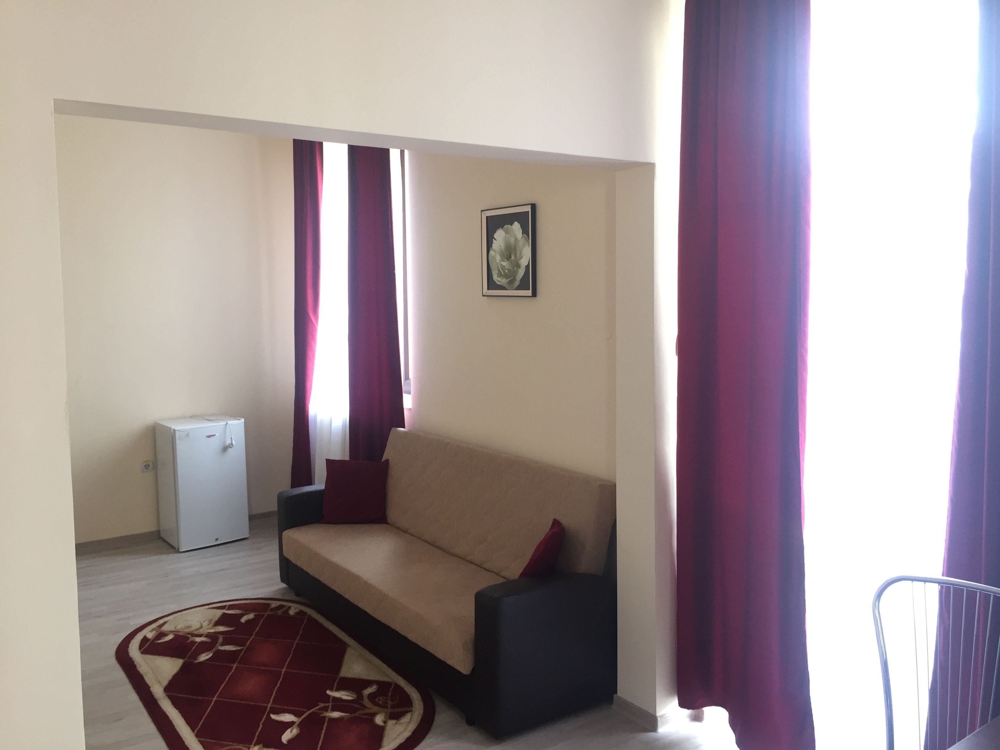 soundproofing, free wifi, wheelchair access