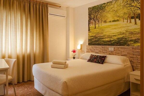 Standard Double Room | Desk, blackout curtains, free WiFi, bed sheets