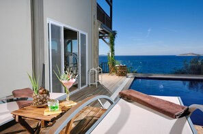 Suite romántica, 1 cama Queen size, acceso a la alberca, vista al mar | Vista desde la habitación