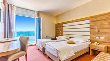 Standard-Doppelzimmer | Zimmersafe, Schreibtisch, Babybetten, kostenloses WLAN