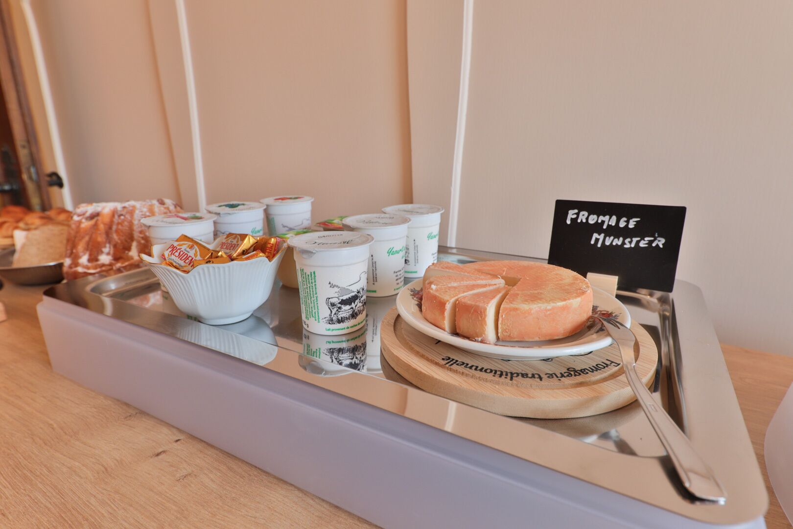 daily continental breakfast (eur 13 per person)