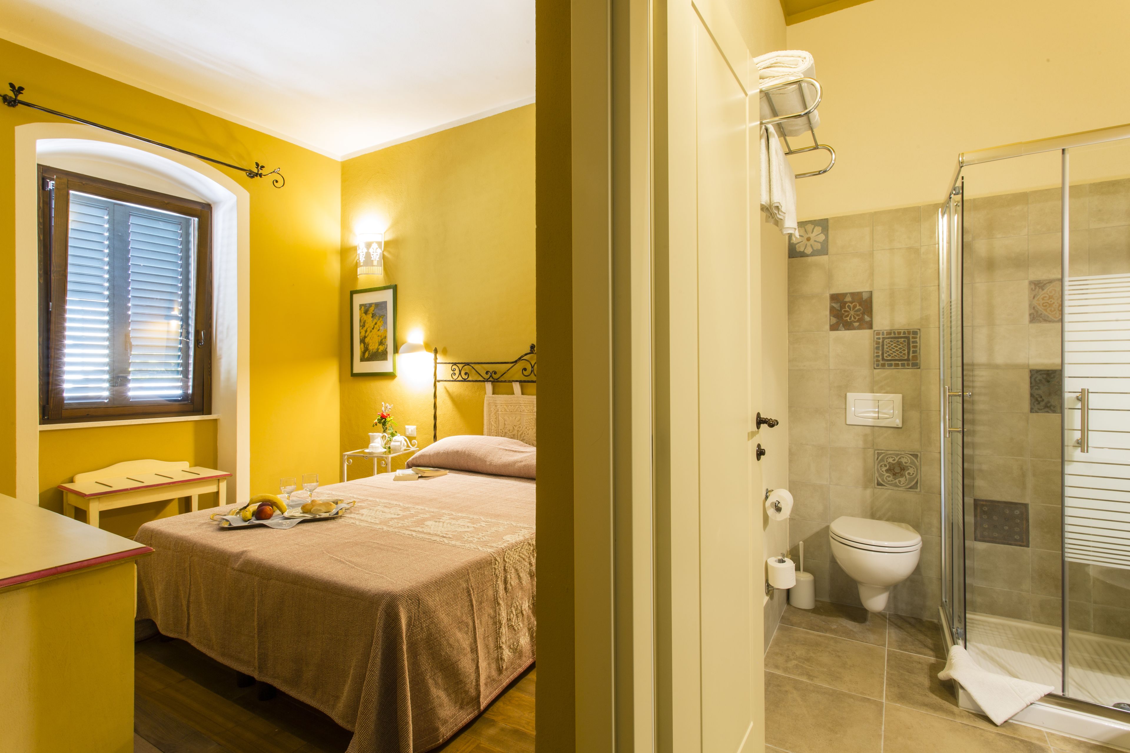 basic double room | bathroom | shower, rainfall showerhead, eco-friendly toiletries, hair dryer