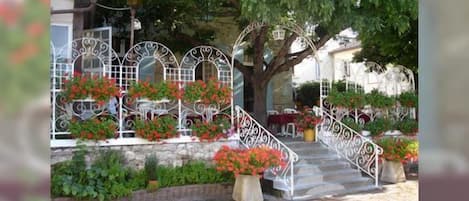 Façade de lâhĂ©bergement