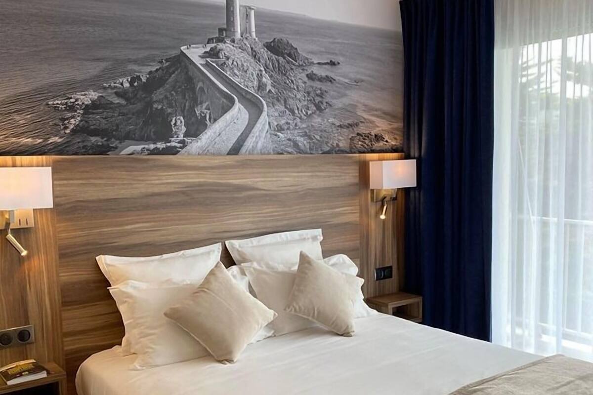 Coffres-forts dans les chambres, bureau