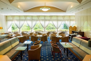 Lounge - Toshi Center Hotel Tokyo (Tokyo)