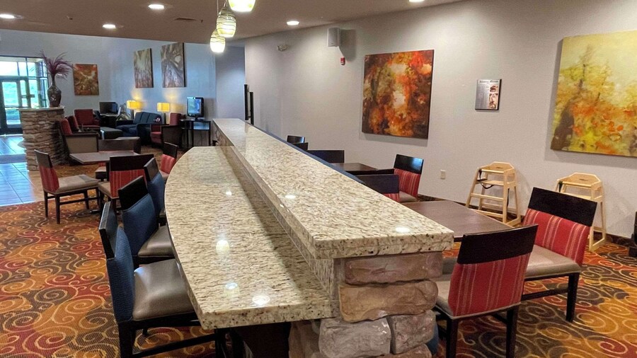 Comfort Suites Altoona North