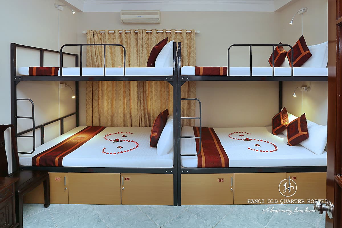 共用宿舍 (4 Beds In Mixed) | 迷你吧、客房內保險箱、書桌、隔音