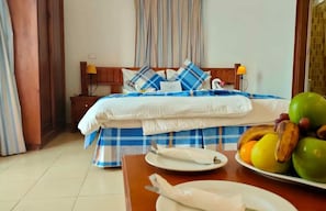 Deluxe Double Room | Egyptian cotton sheets, premium bedding, in-room safe, blackout drapes - 4s Hotel Dahab (Dahab)