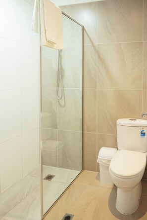 Free minibar, desk, blackout curtains, soundproofing - Burke and Wills Mt Isa Motel (Mount Isa City)