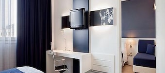 Holiday Inn Milan Nord Zara by IHG