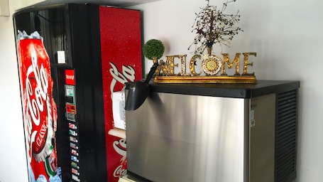 Vending machine. M Star Hotel Mansfield