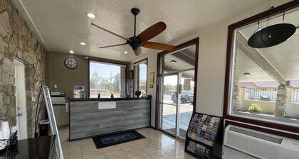 Motel 6 Hermison, OR - Umatila