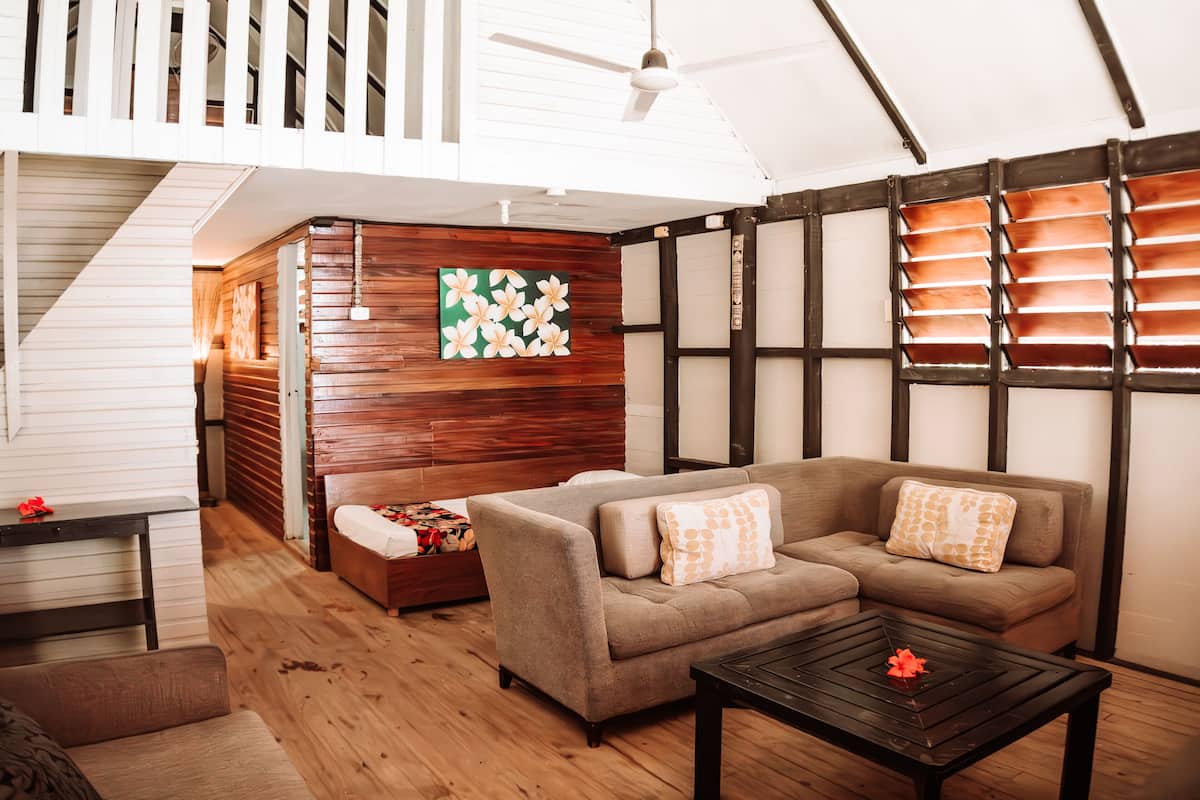 likuri beach house | 1 bedroom, iron/ironing board, bed sheets