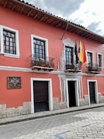 Fachada de la propiedad