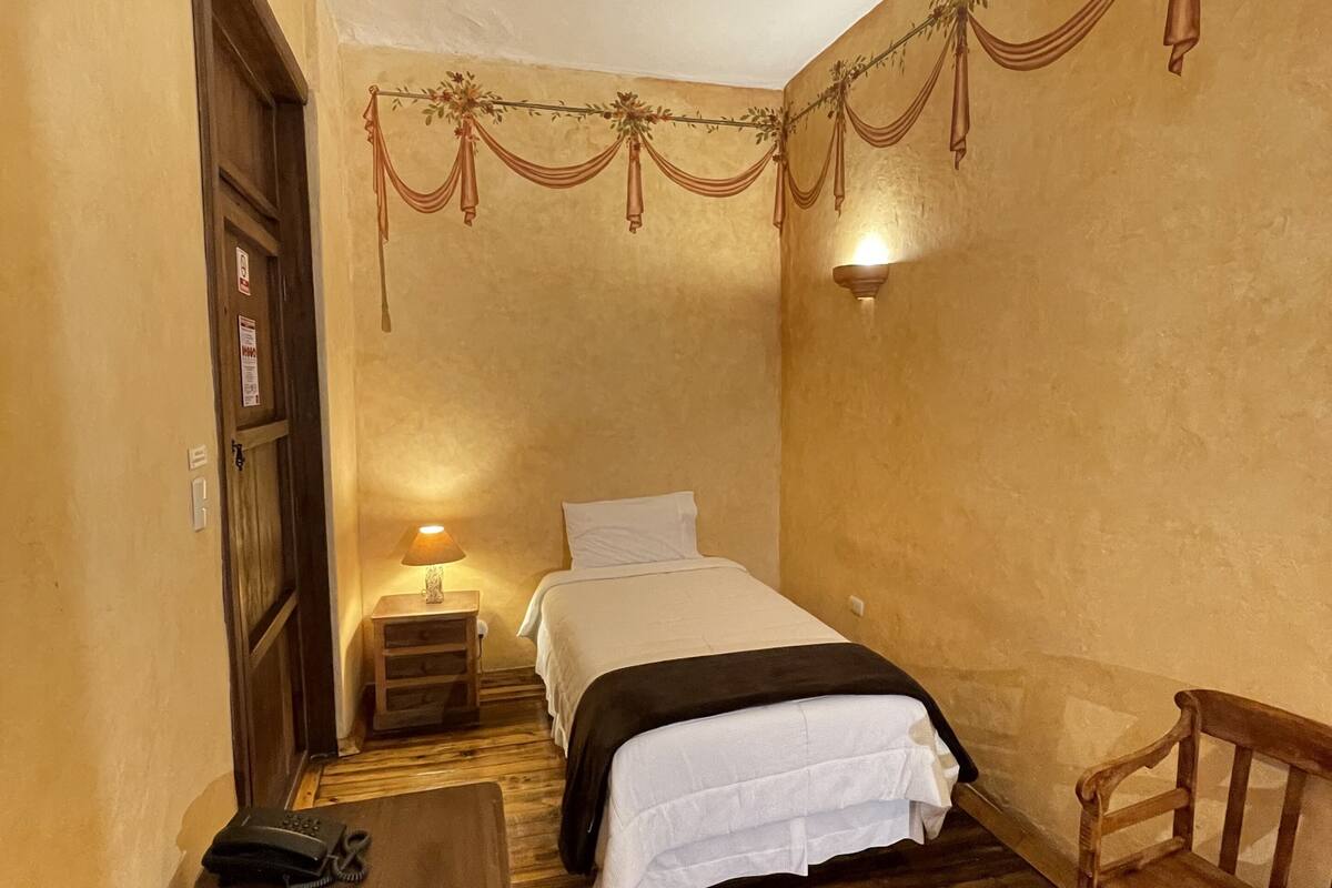 superior room | premium bedding, down duvets, pillow-top beds, minibar