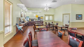 Free daily self-service breakfast