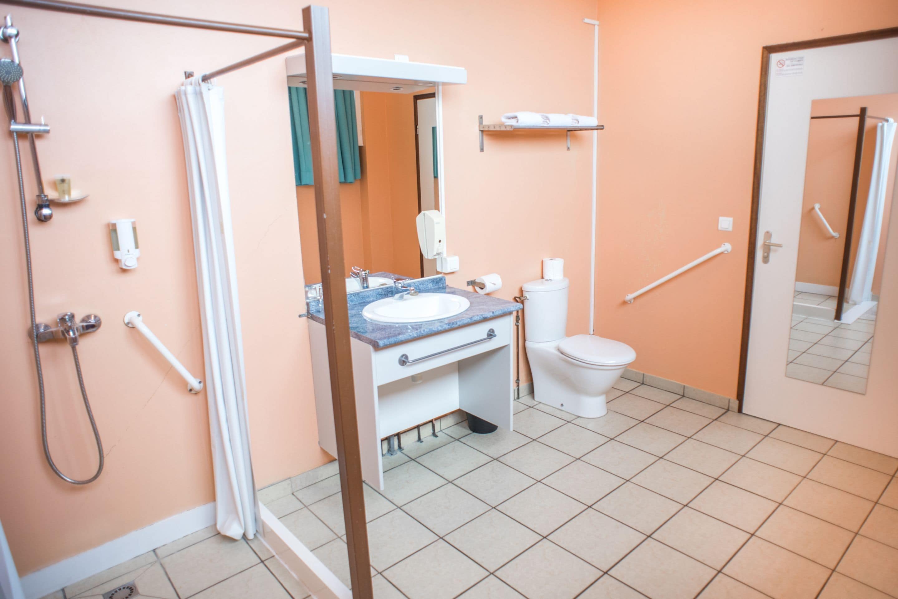 Room Standard, Accessible | Bathroom | Shower, hair dryer (on request), towels