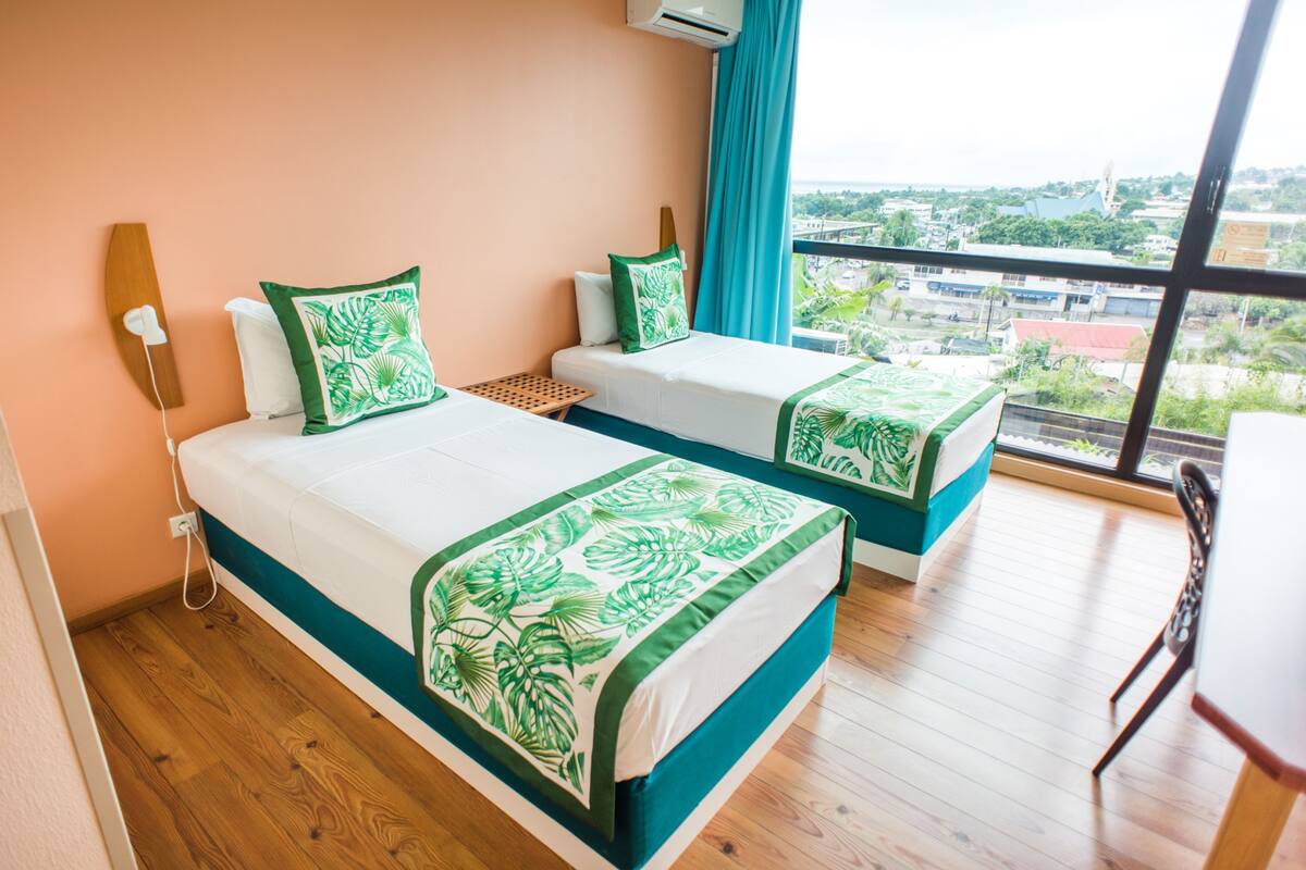 Standard Twin Room | Premium bedding, Select Comfort beds, blackout drapes, soundproofing
