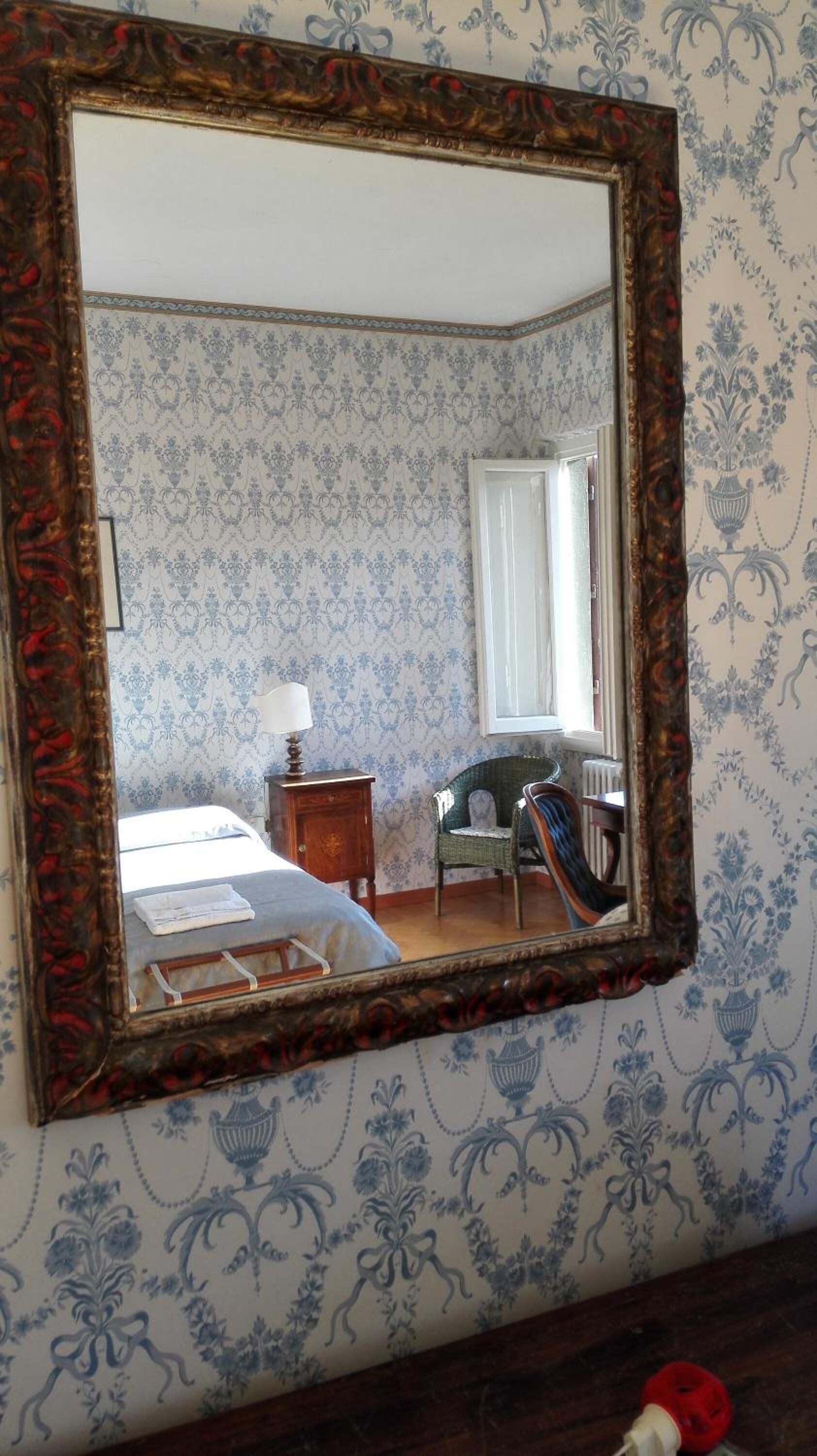 select comfort beds, iron/ironing board, free wifi, bed sheets