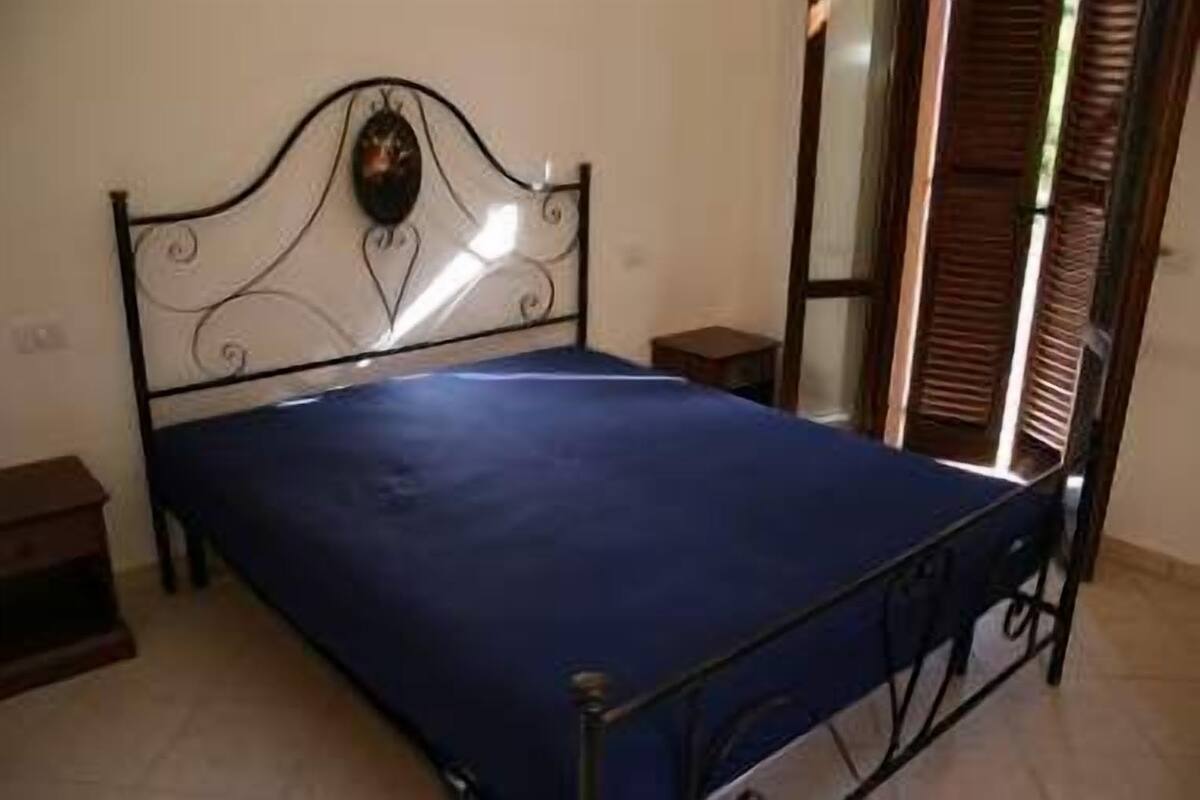 Soundproofing, free cots/infant beds, rollaway beds, free WiFi