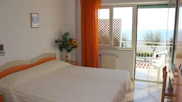 Quarto casal ou duplo | 1 quarto, frigobar, cofres nos quartos, escrivaninha