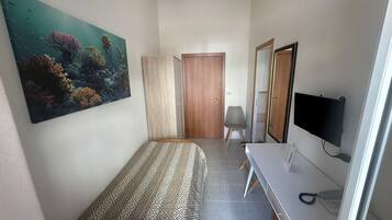 Camera singola | 1 camera, minibar, una cassaforte in camera, una scrivania