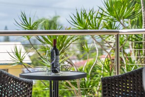 Pacific Suite | Terrace/patio