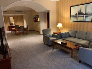 Royal Suite, 2 Bedrooms, Accessible - Executives Hotel - Olaya (Riyadh)