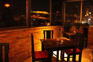Breakfast served - Arab Tower Hotel (Amman)