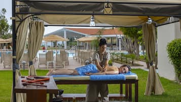 Espace de soins pour les couples, soins corporels, soins du visage