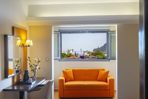 Deluxe Suite, Garden View | View from room