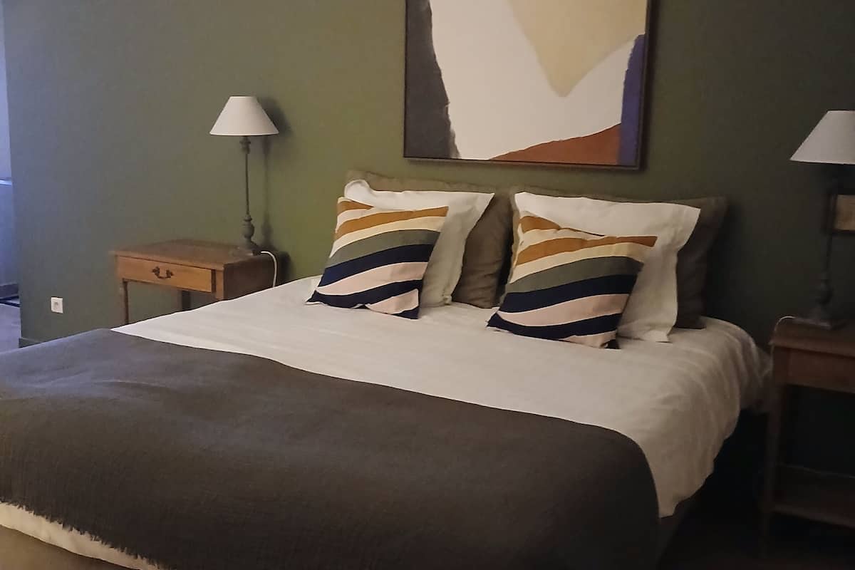 double or twin room, ensuite | 1 bedroom, blackout curtains, soundproofing, free wifi
