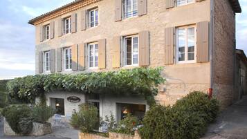 Voorkant van accommodatie