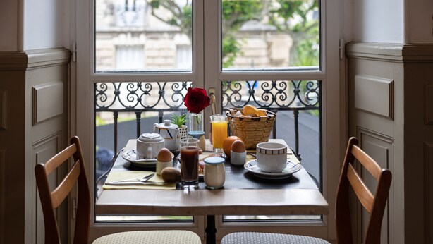 Desayuno buffet todos los días (con cargo)