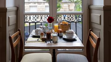 Daily buffet breakfast (EUR 14 per person)