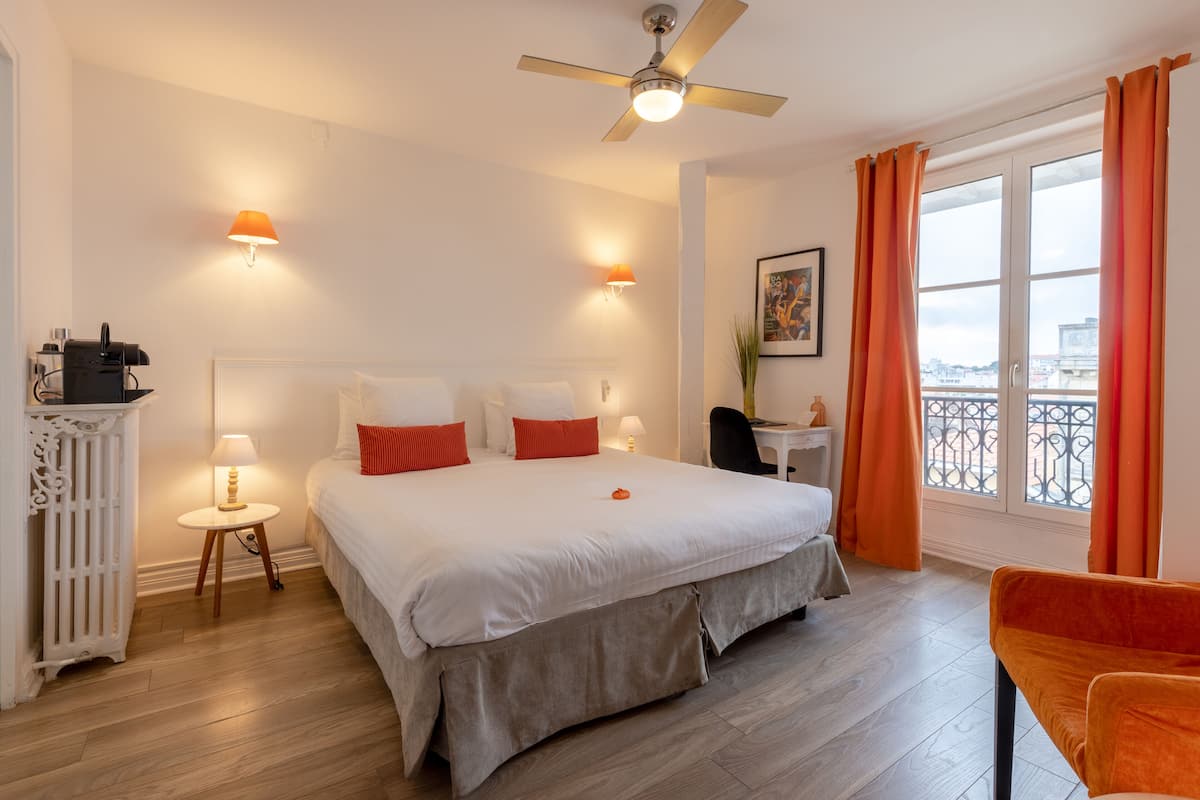 Chambre Supérieure Double ou avec lits jumeaux