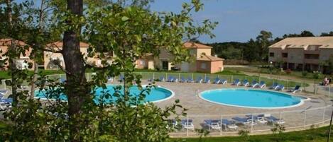 Outdoor pool, pool umbrellas