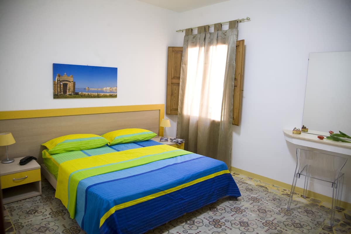 Double Room | Cribs (free), rollaway beds (surcharge)