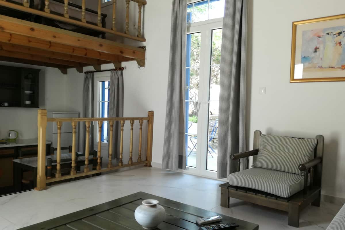 Duplex | Living area