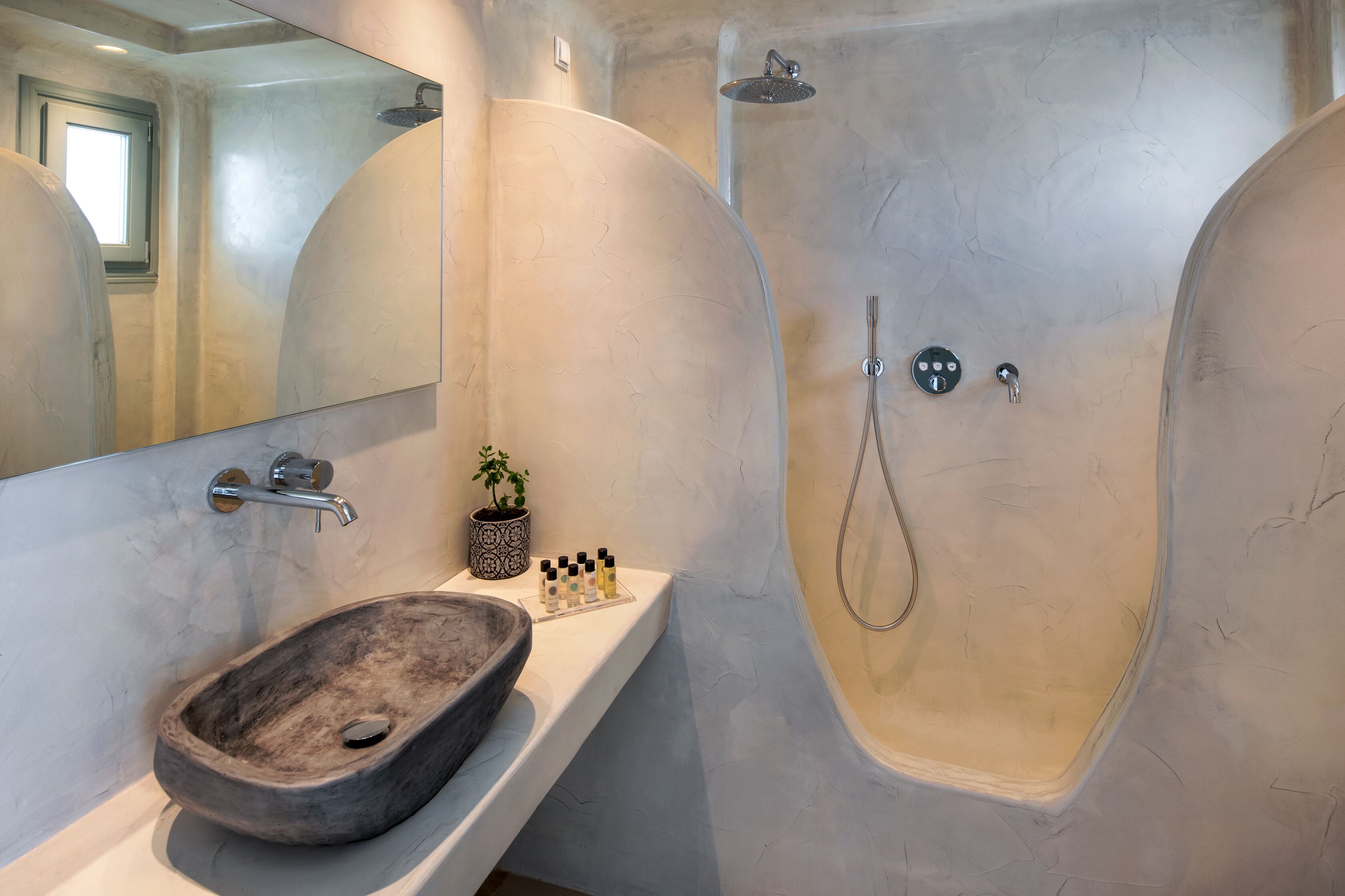 superior room | premium bedding, minibar, in-room safe, individually furnished