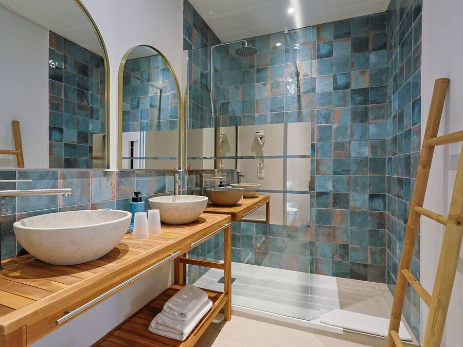 Chambre Double Supérieure, balcon, vue mer | Salle de bain