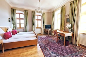 Lobby - Hotel & Restaurant Waldschloss (Passau)