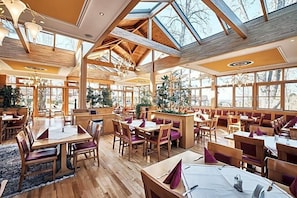 Lobby - Hotel & Restaurant Waldschloss (Passau)