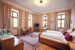 Lobby - Hotel & Restaurant Waldschloss (Passau)